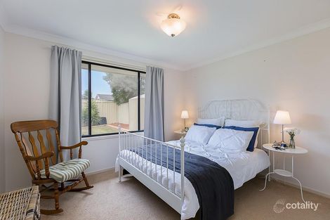 Property photo of 10 Greenhaven Circuit Woongarrah NSW 2259