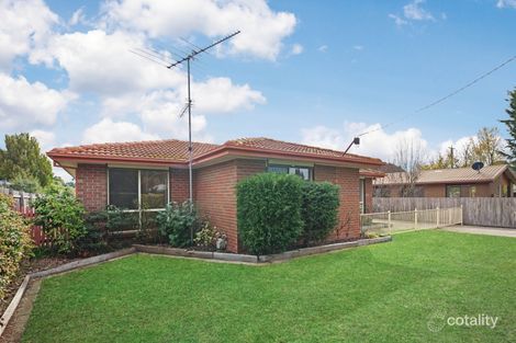Property photo of 24 Manifold Road Woodend VIC 3442