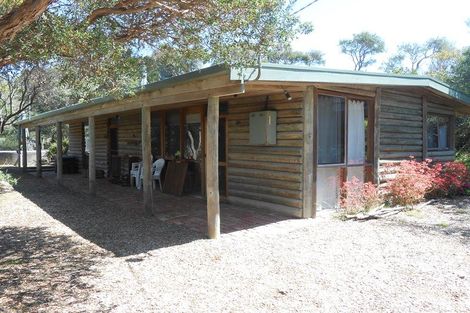 12 Graeme Gr, Sandy Point, VIC 3959