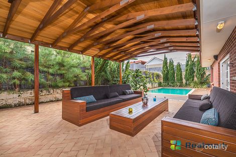 Property photo of 16 Delgado Parade Iluka WA 6028