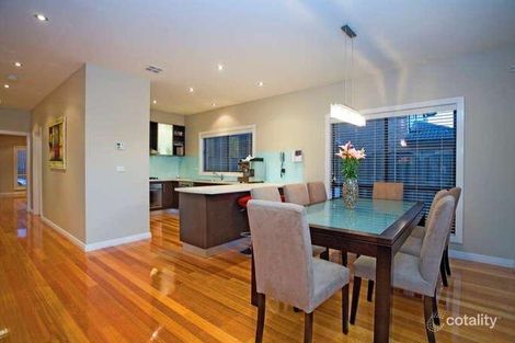 Property photo of 3 Dobell Crescent Caroline Springs VIC 3023