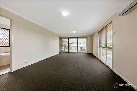 Property photo of 30 Sawmill Circuit Riverhills QLD 4074