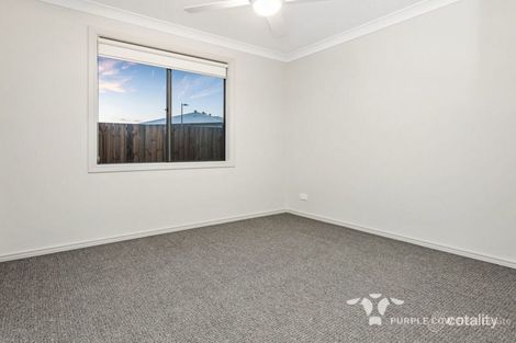 Property photo of 9 Santiago Crescent Spring Mountain QLD 4300