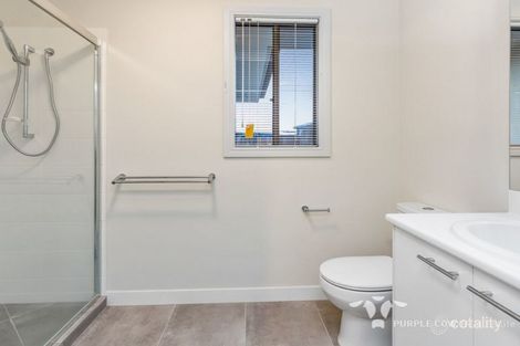 Property photo of 9 Santiago Crescent Spring Mountain QLD 4300