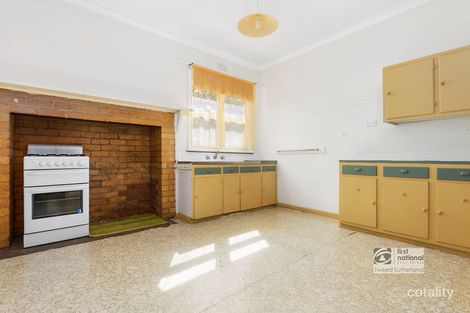 Property photo of 16 Miller Street Kennington VIC 3550