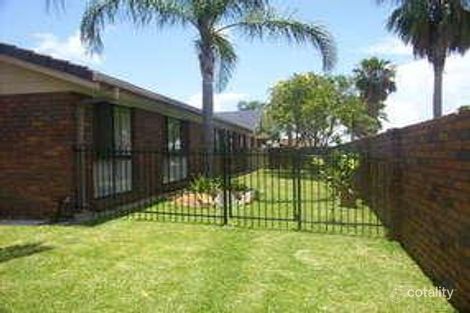 1 Southern Cross Dr, Newport, QLD 4020