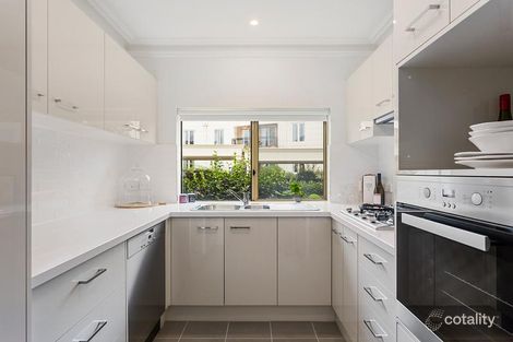 Property photo of 101/155-221 Warrigal Road Burwood VIC 3125