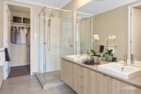 Property photo of 67 Mark Dillon Circuit Spring Mountain QLD 4300