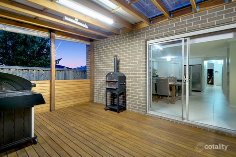 Property photo of 2 Nebula Crescent Mickleham VIC 3064