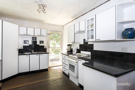 Property photo of 27 Billa Street Point Lookout QLD 4183