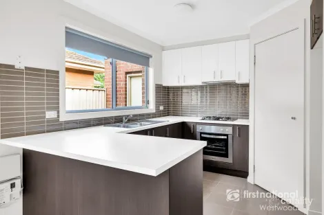 Property photo of 1B Vaina Street Werribee VIC 3030
