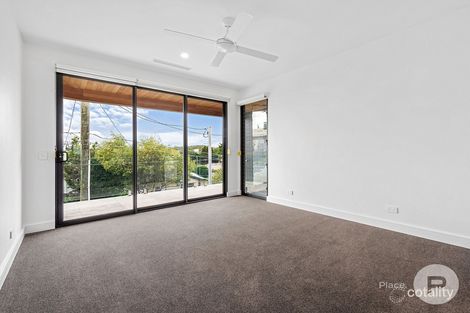 Property photo of 16 Quirinal Crescent Seven Hills QLD 4170