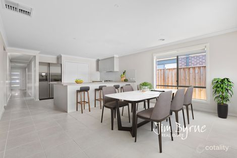 Property photo of 12 Campaspe Street Clyde North VIC 3978