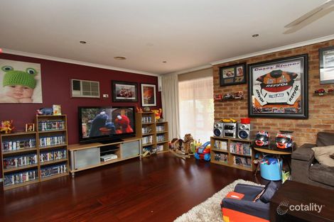 Property photo of 11 Flemington Crescent Werribee VIC 3030