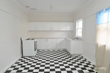 Property photo of 9 Robert Street Junee NSW 2663