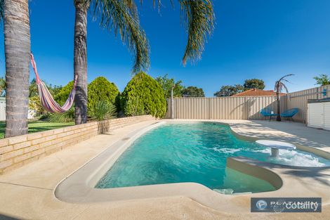 Property photo of 52 Carwoola Circle Carramar WA 6031