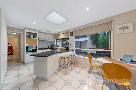 Property photo of 39 Chester Crescent Deer Park VIC 3023