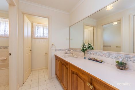 33 Evelyn Cres, Warrnambool, VIC 3280