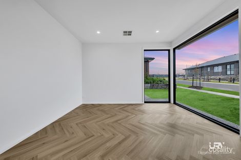 Property photo of 6 Caseys Way Donnybrook VIC 3064