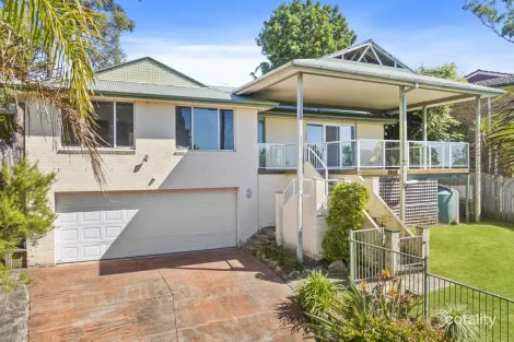 4 Alimah Cl, Tumbi Umbi, NSW 2261