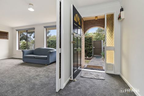 Property photo of 2/40 Beaufort Road Croydon VIC 3136