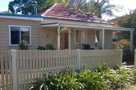 6 Bassan St, Woy Woy Bay, NSW 2256