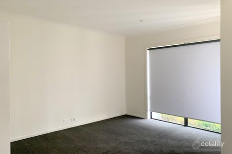 Property photo of 27 Talara Close Springvale VIC 3171