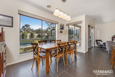 Property photo of 8 Kadina Court Strathfieldsaye VIC 3551