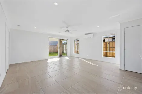 Property photo of 2 Cicely Circuit Greenbank QLD 4124