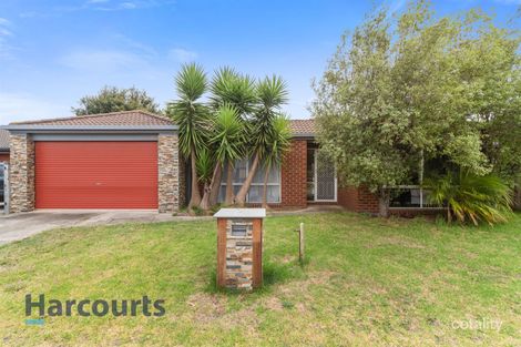 Property photo of 11 Lowther Court Cranbourne North VIC 3977