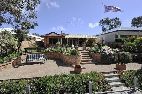 Property photo of 40 Willow Gardens South Yunderup WA 6208