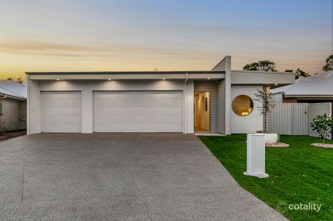 39 Oceanview St, Point Vernon, QLD 4655