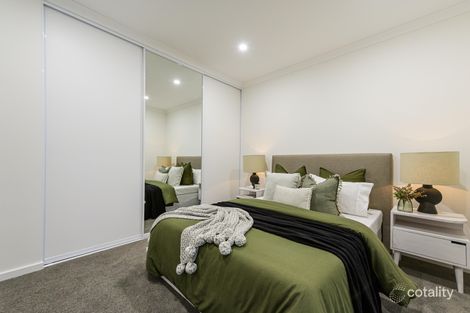 Property photo of 1 Waitara Crescent Greenwood WA 6024
