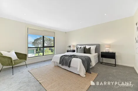 Property photo of 3 Sachiko Place Berwick VIC 3806