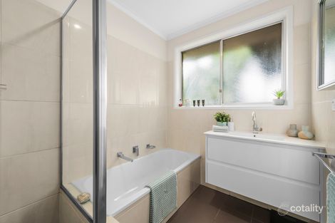 Property photo of 5 Latimer Place Gladstone Park VIC 3043