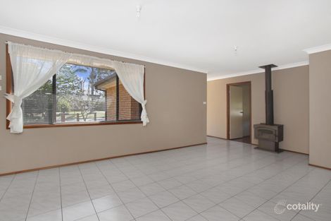 Property photo of 11 Hines Place Mount Annan NSW 2567