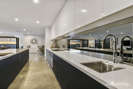 Property photo of 23 Castillo Avenue Clyde North VIC 3978