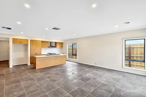 Property photo of 10 Raluana Road Eynesbury VIC 3338