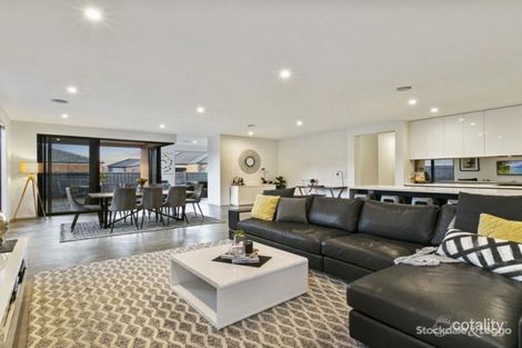 Property photo of 23 Castillo Avenue Clyde North VIC 3978