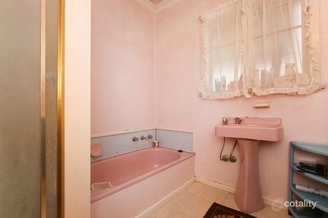 Property photo of 77 The Boulevard Thomastown VIC 3074