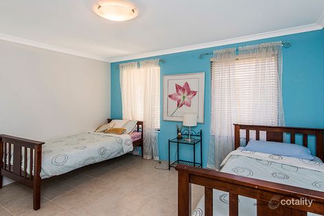 4 Dalona Pkwy, Lakelands, WA 6180