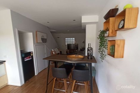 42/18 Bennetts Lane, Melbourne, VIC 3000