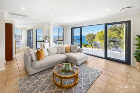 Property photo of 38 Edgecliffe Boulevard Collaroy Plateau NSW 2097