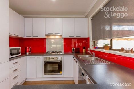 Property photo of 6 Billy Hughes Court West Wodonga VIC 3690