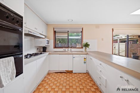 Property photo of 9 Crestmont Drive Melton South VIC 3338