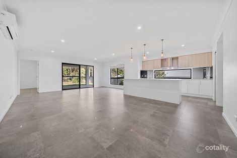 Property photo of 27 Guymer Place Anstead QLD 4070