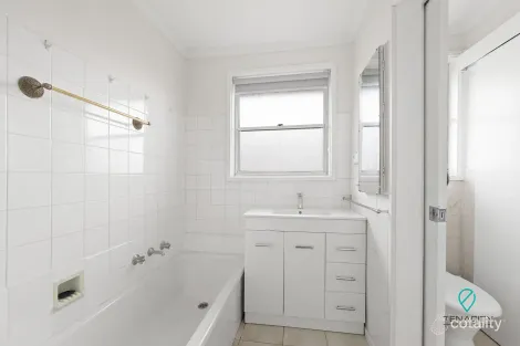 Property photo of 22 Barnes Crescent Sunshine West VIC 3020