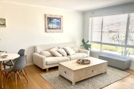 Property photo of 3/20 Beatty Parade Mornington VIC 3931
