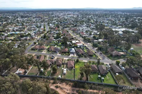 14 Margaret Ave, Maryborough, VIC 3465