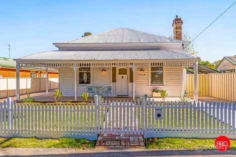 Property photo of 7 Honeysuckle Street Bendigo VIC 3550